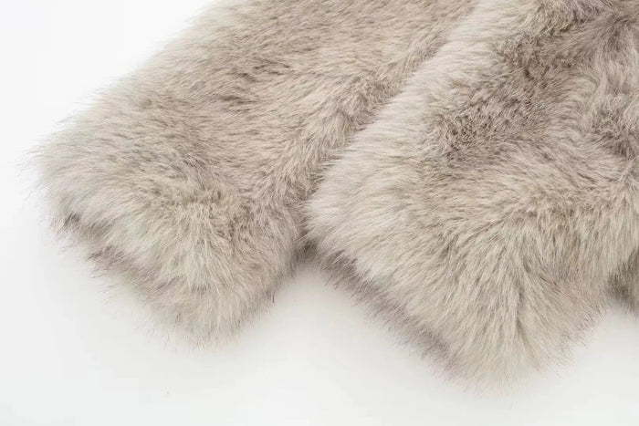 Victoria Coat™ - trendig och fluffig vinterjacka