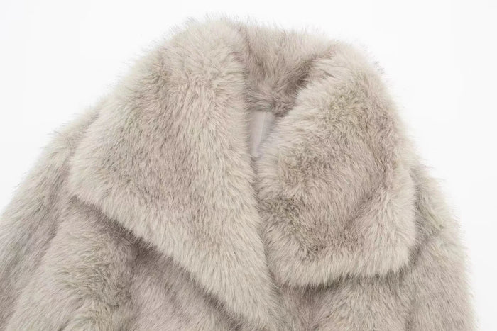 Victoria Coat™ - trendig och fluffig vinterjacka